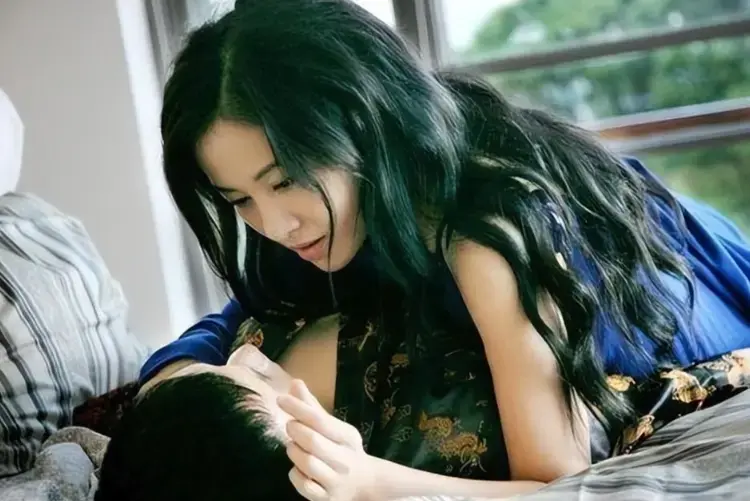 韩国电影《嫂嫂情事》未删减高清版免费观看-《嫂嫂情事》1080P完整版在线播放-无广告高清资源